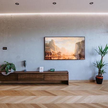 Apartmán Minimalist Design Penthouse - Kosice Old Town Exteriér fotografie