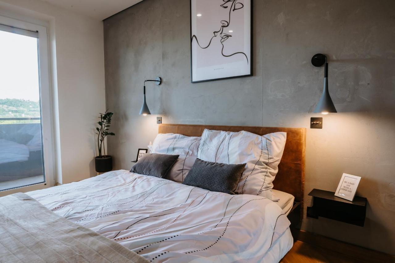 Apartmán Minimalist Design Penthouse - Kosice Old Town Exteriér fotografie