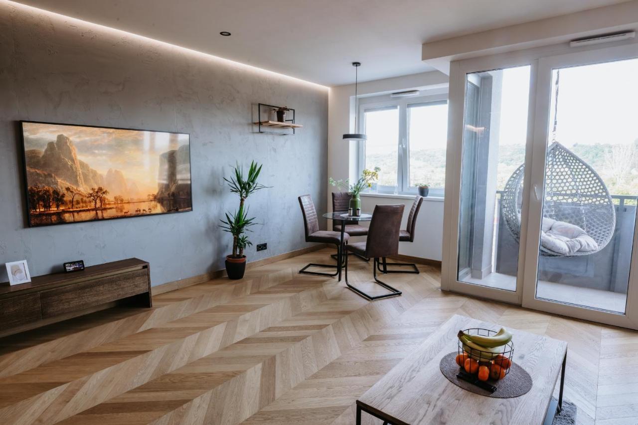 Apartmán Minimalist Design Penthouse - Kosice Old Town Exteriér fotografie